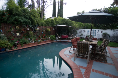 Swimming pool at Life is Good B&B